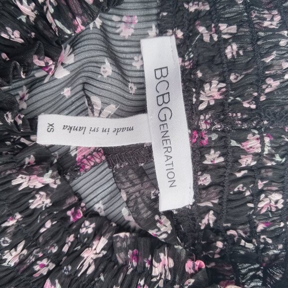 BCBGeneration Sheer Floral Print Chiffon Smocked Top In Black Size XS - Picture 7 of 8